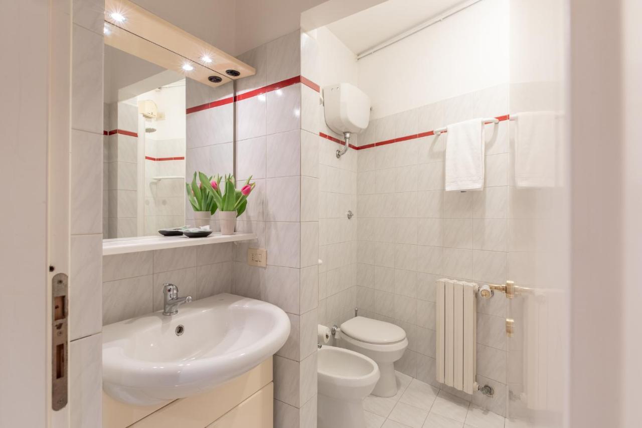 Iflat Magic Apartment In The Heart Of Trastevere Rome Exterior photo